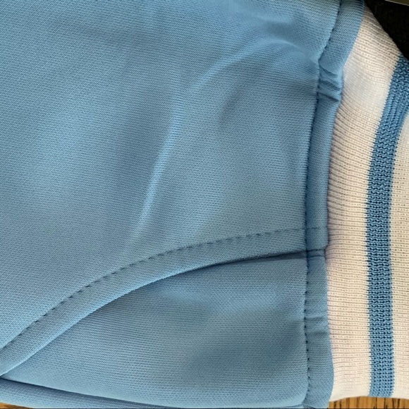 Boy’s 2pc Jogger Set Sizes 4 & 5 - Picture 15 of 16